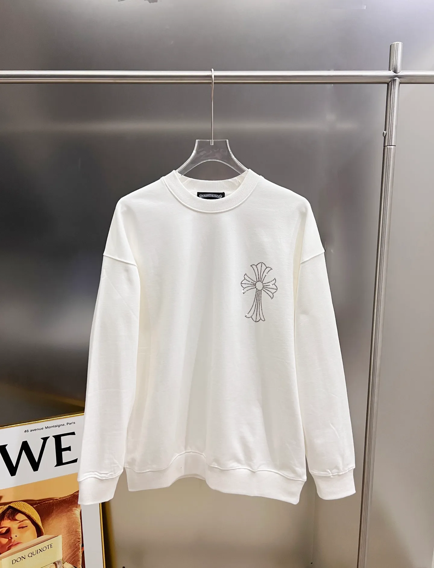 🅿️260 CH Crowe 2025 Autumn and Winter New Style Round Neck Long Sleeve Sweater Cross Middle Eastern Australian Diamond Design Craftsmanship Great in Reality🔥Same Loose Version for Men and Women Size S M L XL XXL Five Codes Black White